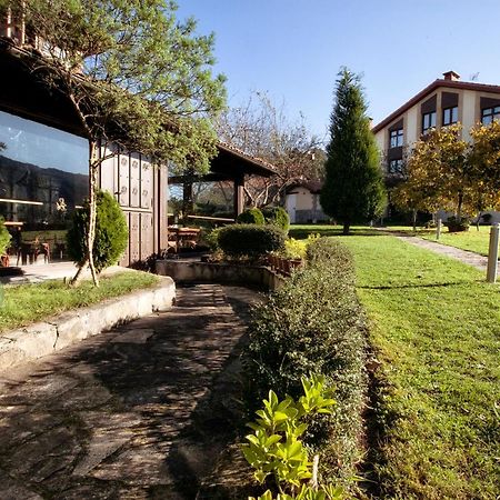 Apartamentos Rurales L'Arquera Llanes Extérieur photo