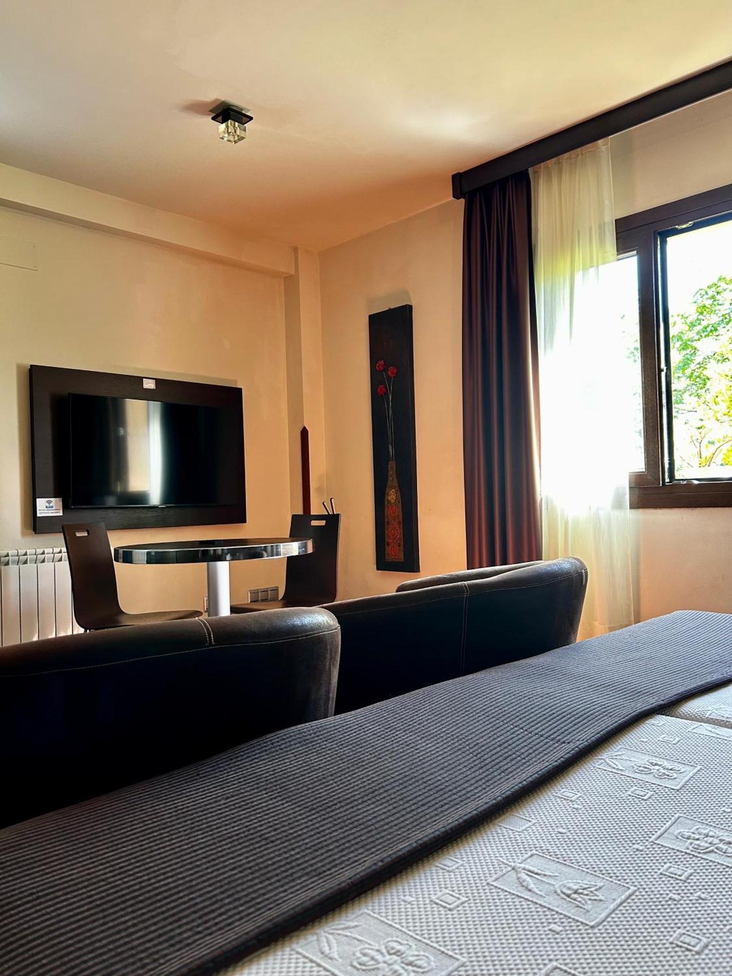 Apartamentos Rurales L'Arquera Llanes Extérieur photo