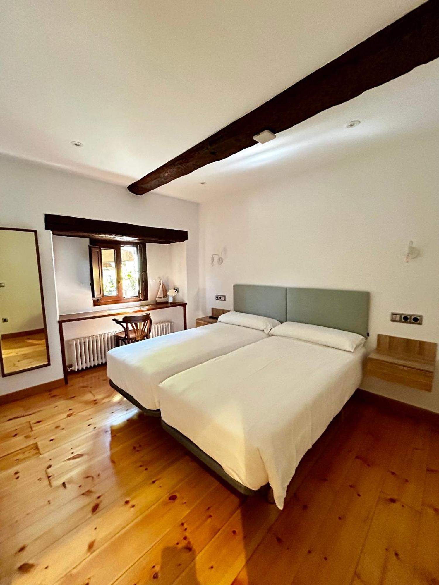 Apartamentos Rurales L'Arquera Llanes Extérieur photo