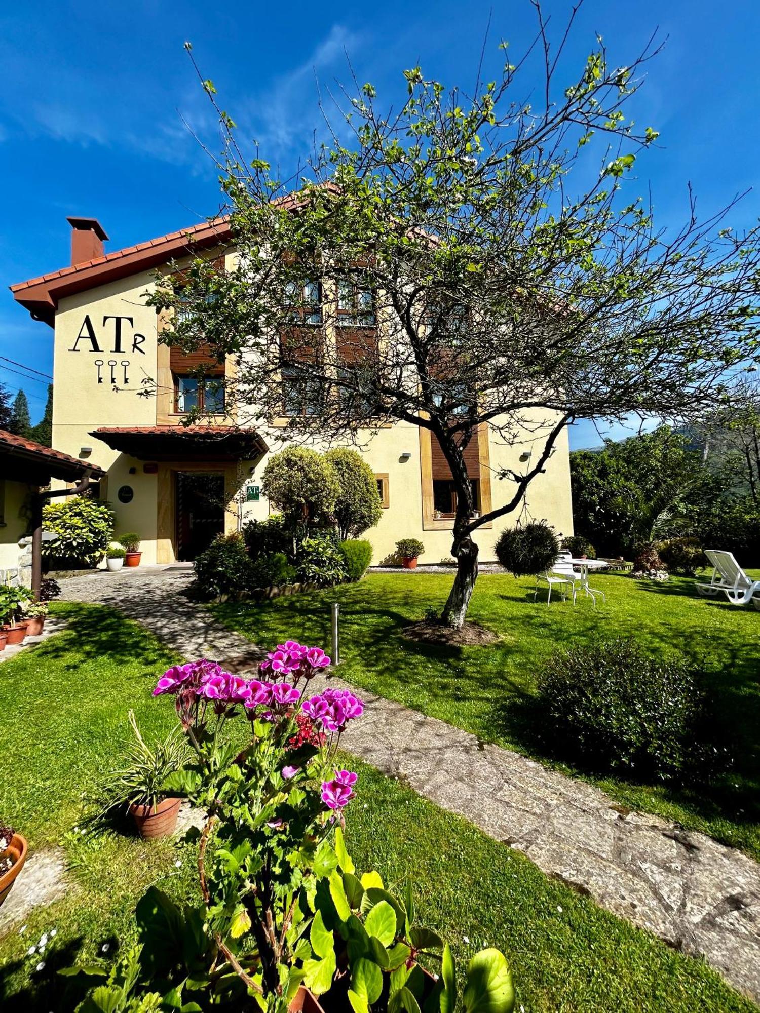 Apartamentos Rurales L'Arquera Llanes Extérieur photo