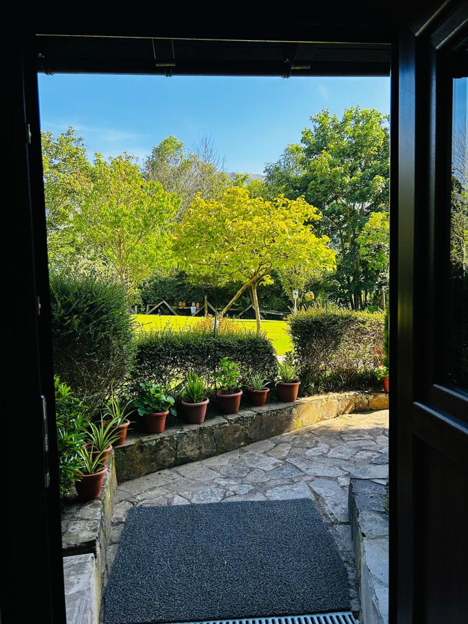 Apartamentos Rurales L'Arquera Llanes Extérieur photo