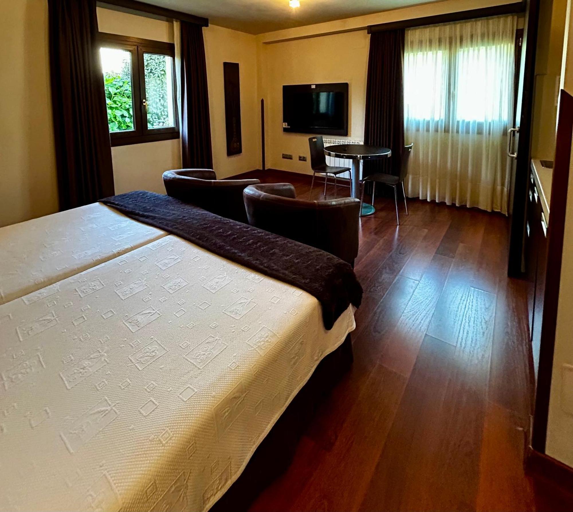 Apartamentos Rurales L'Arquera Llanes Extérieur photo